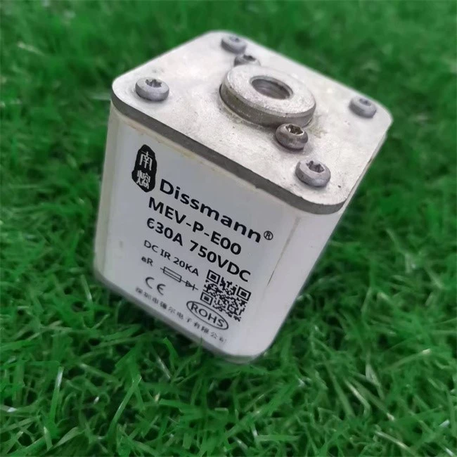 High Current Rating Fuse 1000Amp Ceramic Square Fuse High Current Rating Fuse 1000Amp Ceramic Square Fuse